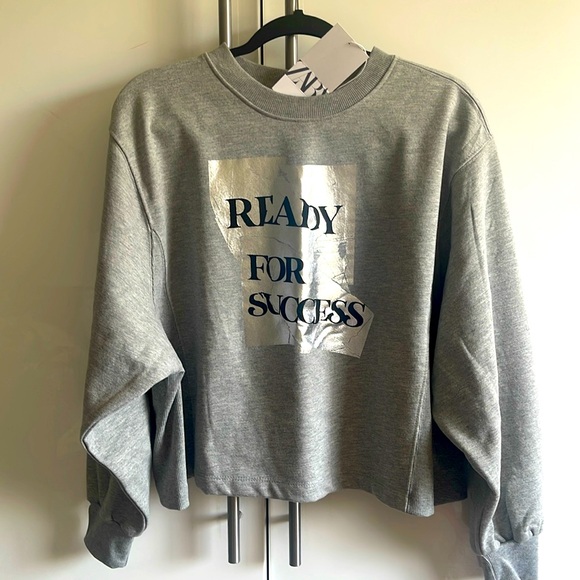 Zara Tops - Zara sweatshirt